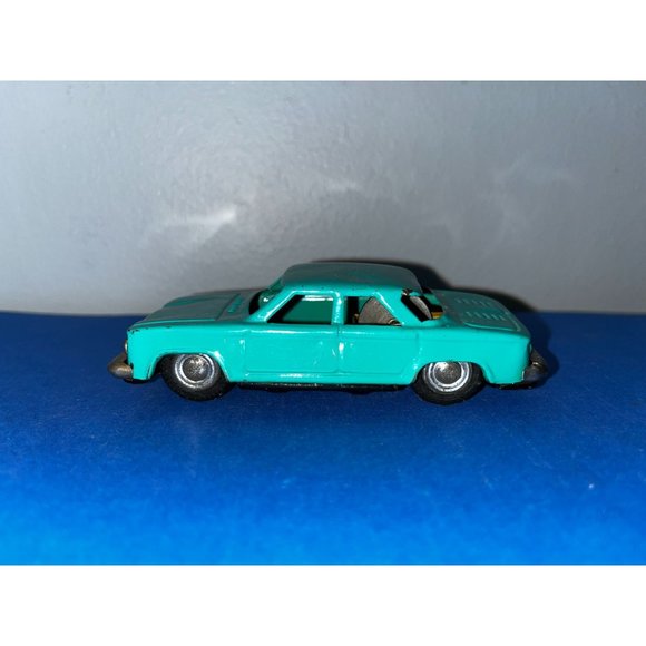 Vintage 1960's Chevy Corvair 5.5" Tin Friction Toy Made in Japan - Picture 2 of 7